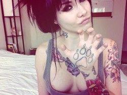 MFC Evee__ and her hand palm tattoo